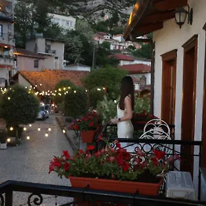  Hotell Castriota