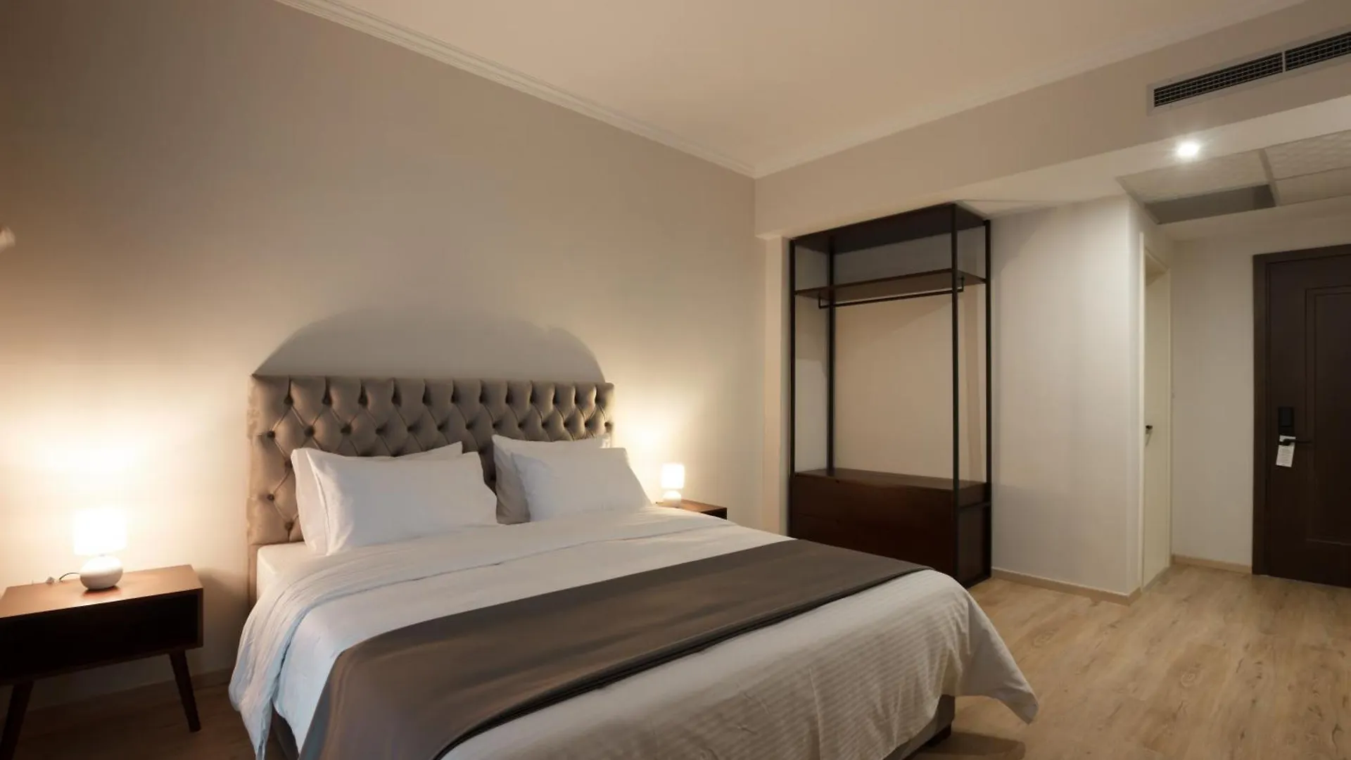 ****  El Nacional Hotel Goranxi Albánie